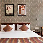 Click Hotel Jaipur, Raja Park